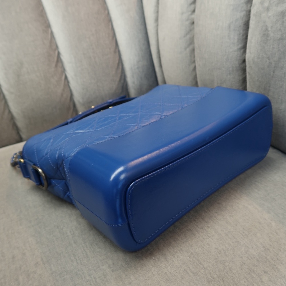 Chanel Royal Blue Quilted Shoulder Bag - Picture 8 of 12